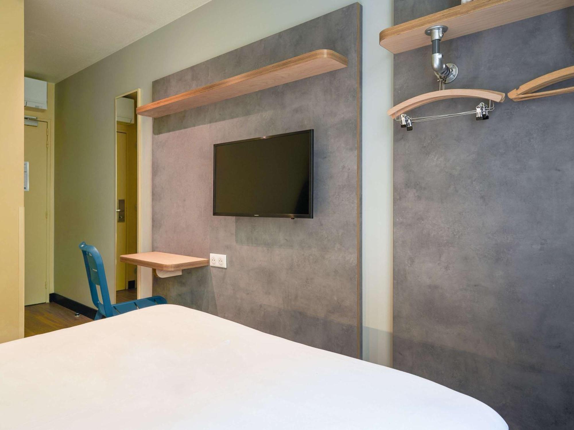 Ibis Budget Saint-Maurice Exterior foto