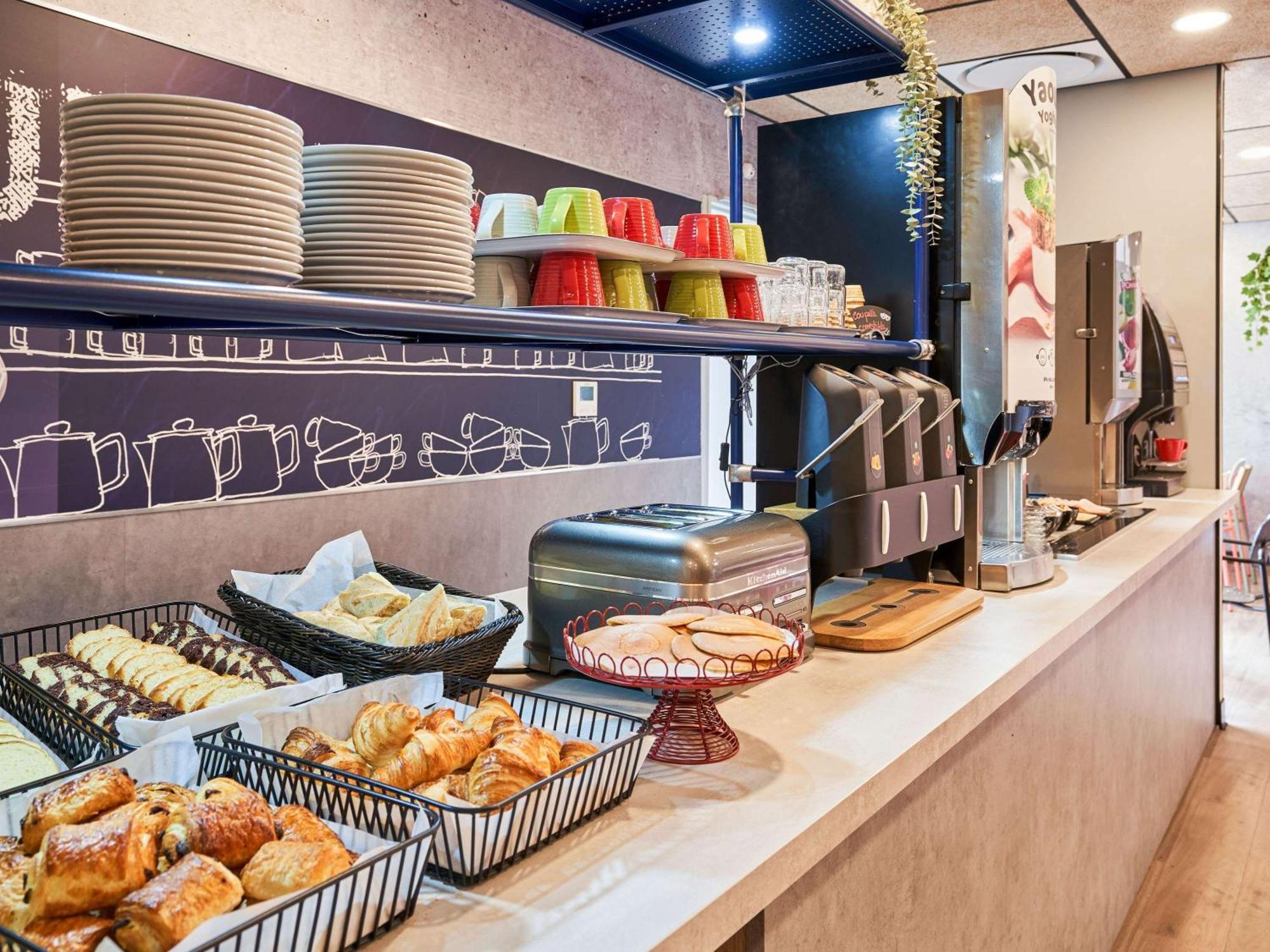 Ibis Budget Saint-Maurice Exterior foto