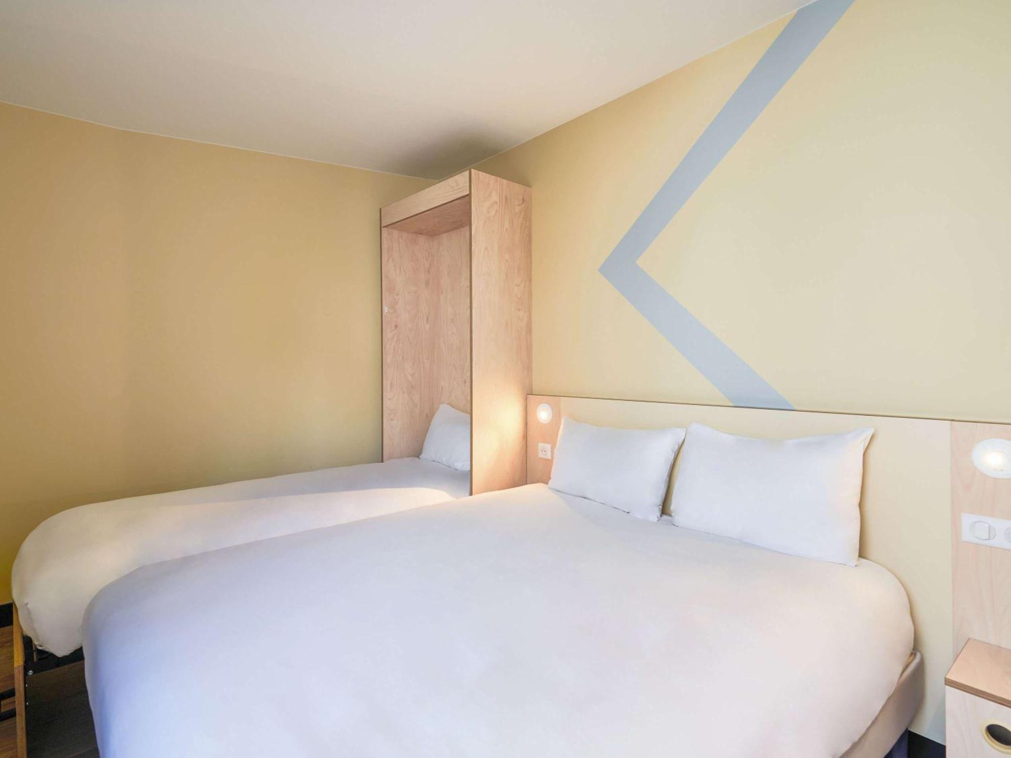 Ibis Budget Saint-Maurice Exterior foto